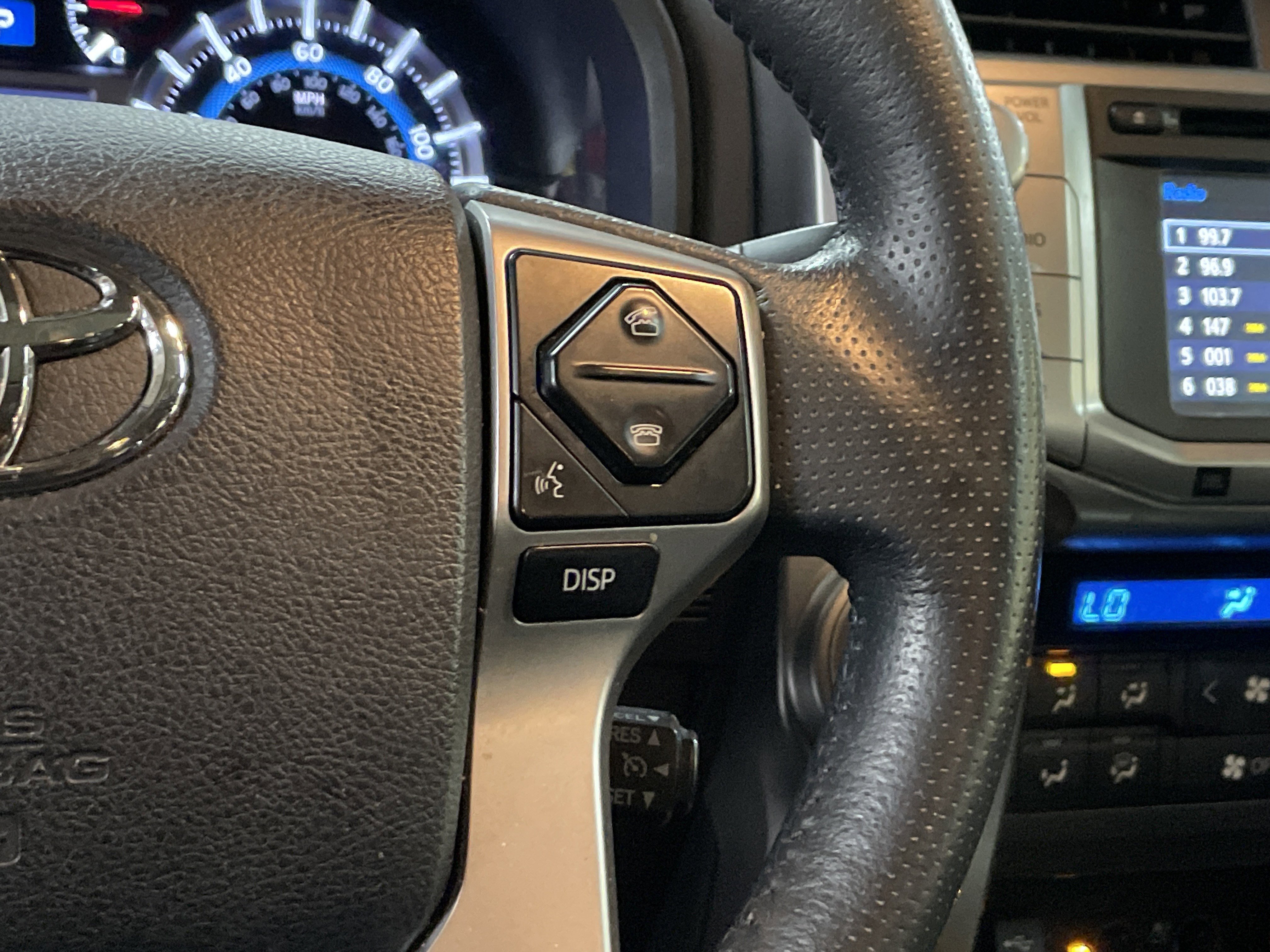 Used 2015 Toyota 4Runner Limited image 20