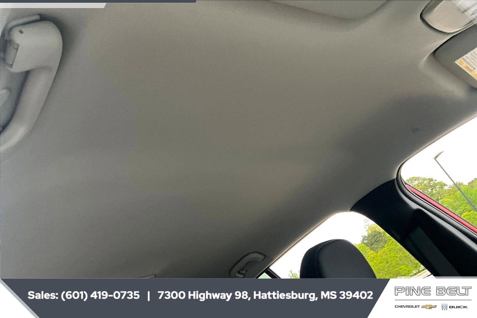New 2026 Chevrolet Trax LT w/ LT Convenience Package FWD image 16