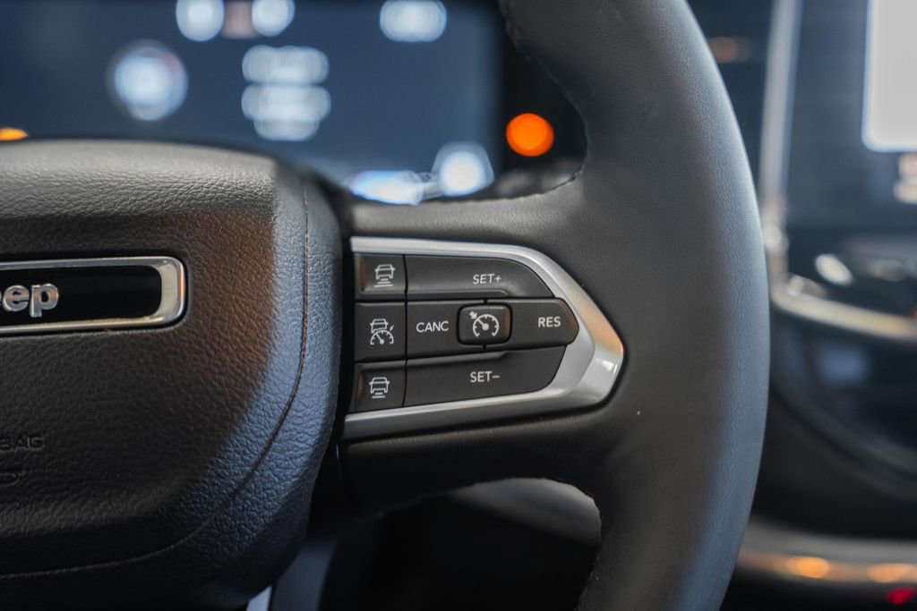 Used 2023 Jeep Compass High Altitude AWD/4WD image 26
