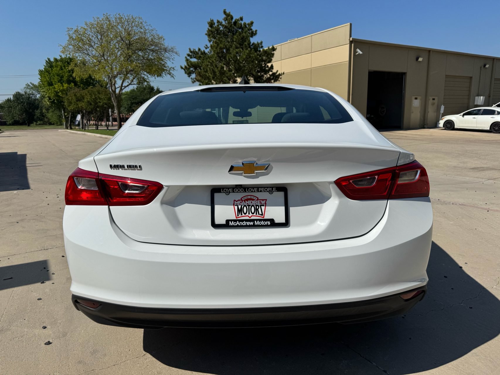 Used 2020 Chevrolet Malibu LS FWD image 3