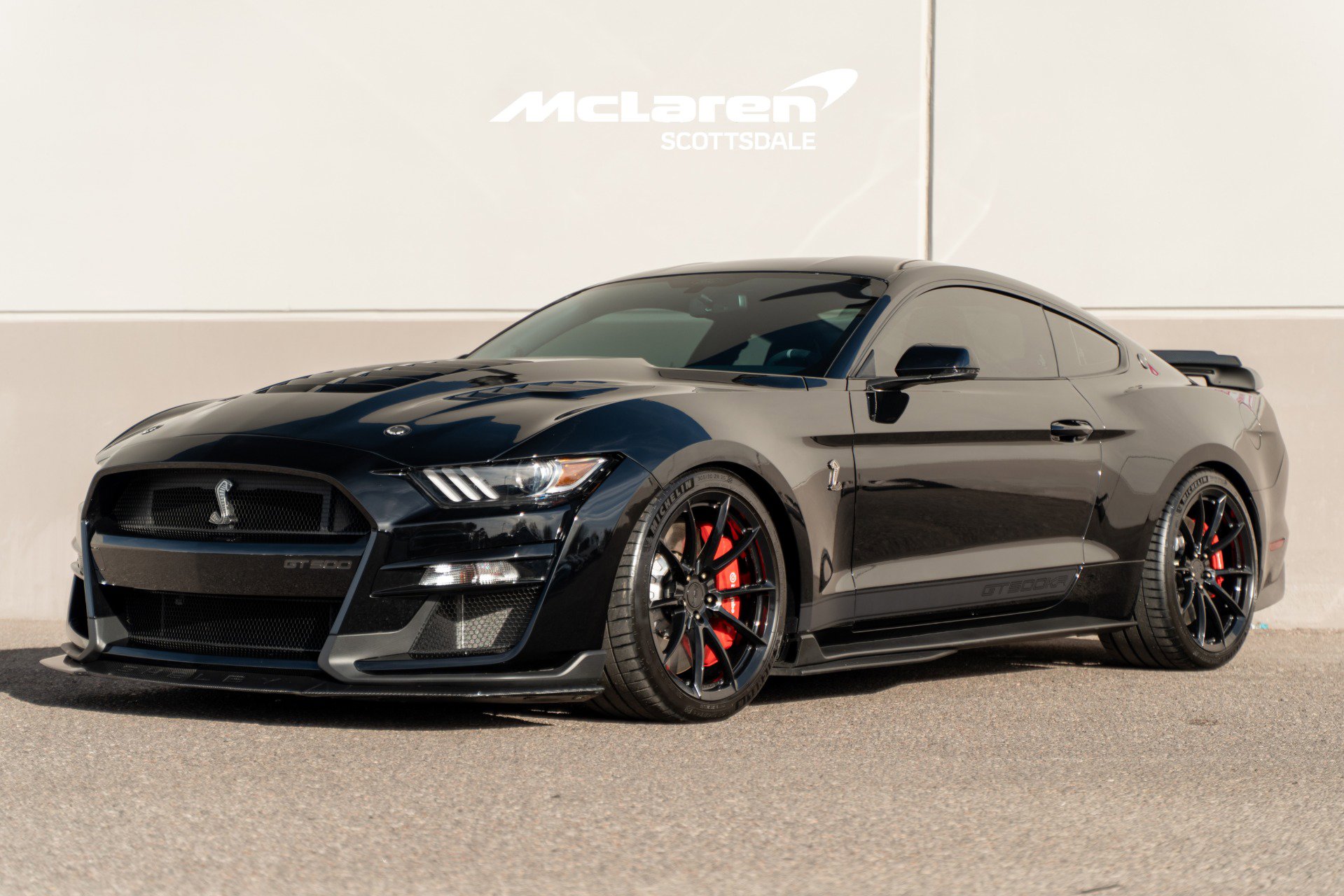 Used 2022 Ford Mustang Shelby GT500 w/ Technology Package image 3