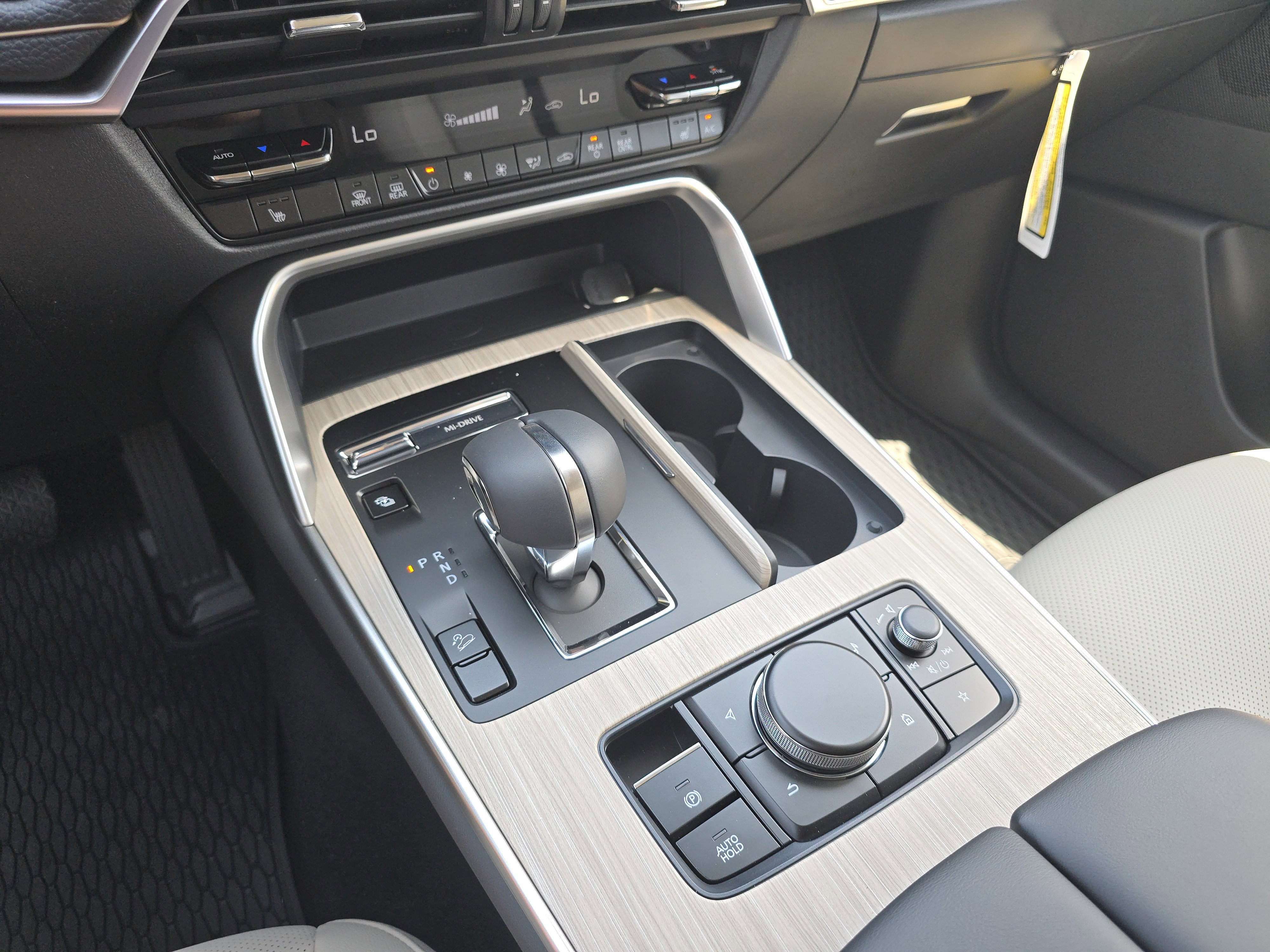 Certified 2025 MAZDA CX-70 Plug-In Hybrid w/ Premium Pkg image 14