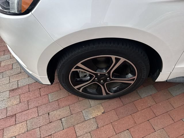 Used 2019 Ford Edge ST w/ Cold Weather Package AWD/4WD video 2