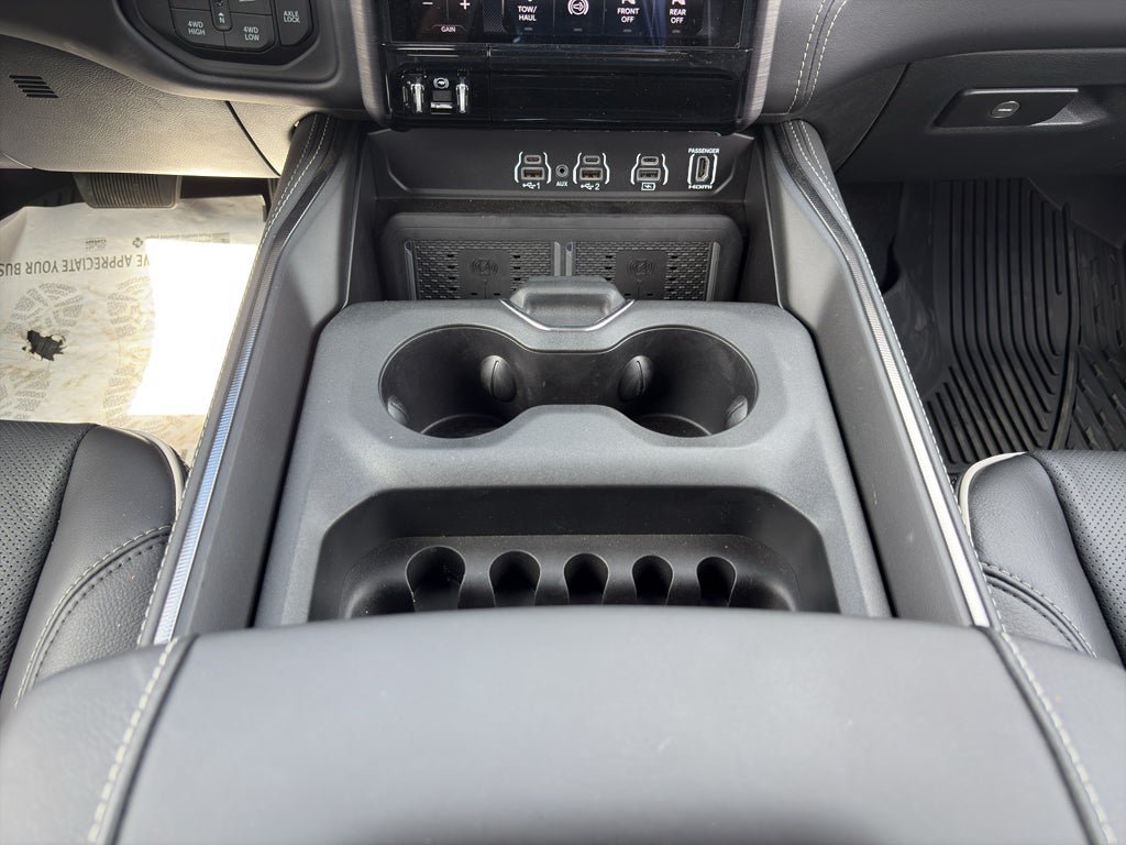 New 2026 RAM 2500 Rebel w/ Rebel Level 2 Equipment Group AWD/4WD image 18