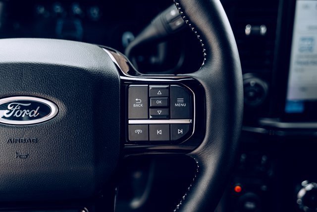 New 2026 Ford F250 Lariat w/ Black Appearance Package image 30