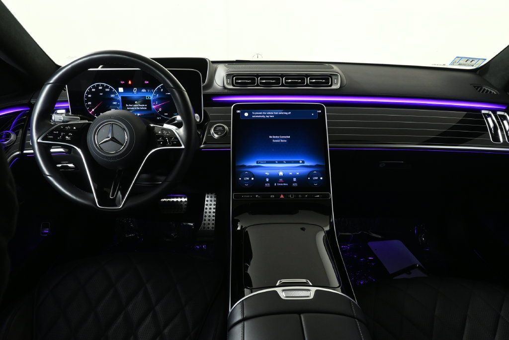 Used 2025 Mercedes-Benz S 580 4MATIC Sedan image 17