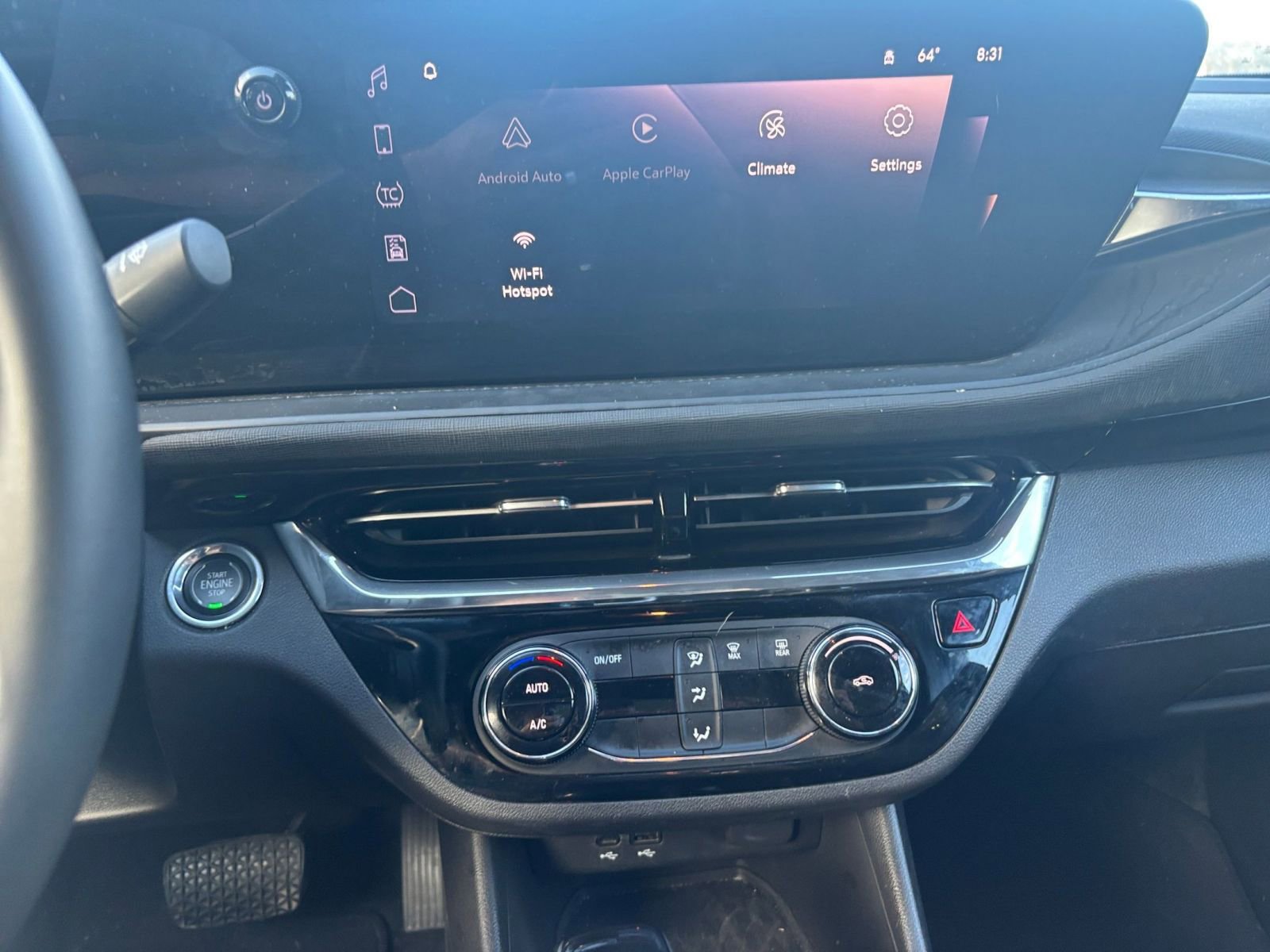 Used 2025 Buick Envista Sport Touring image 18