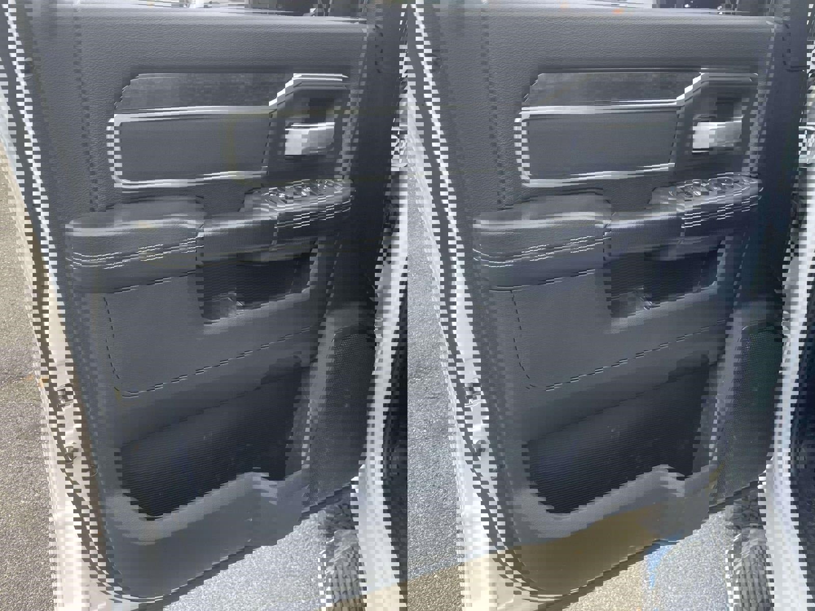 Used 2024 RAM 2500 Big Horn image 16