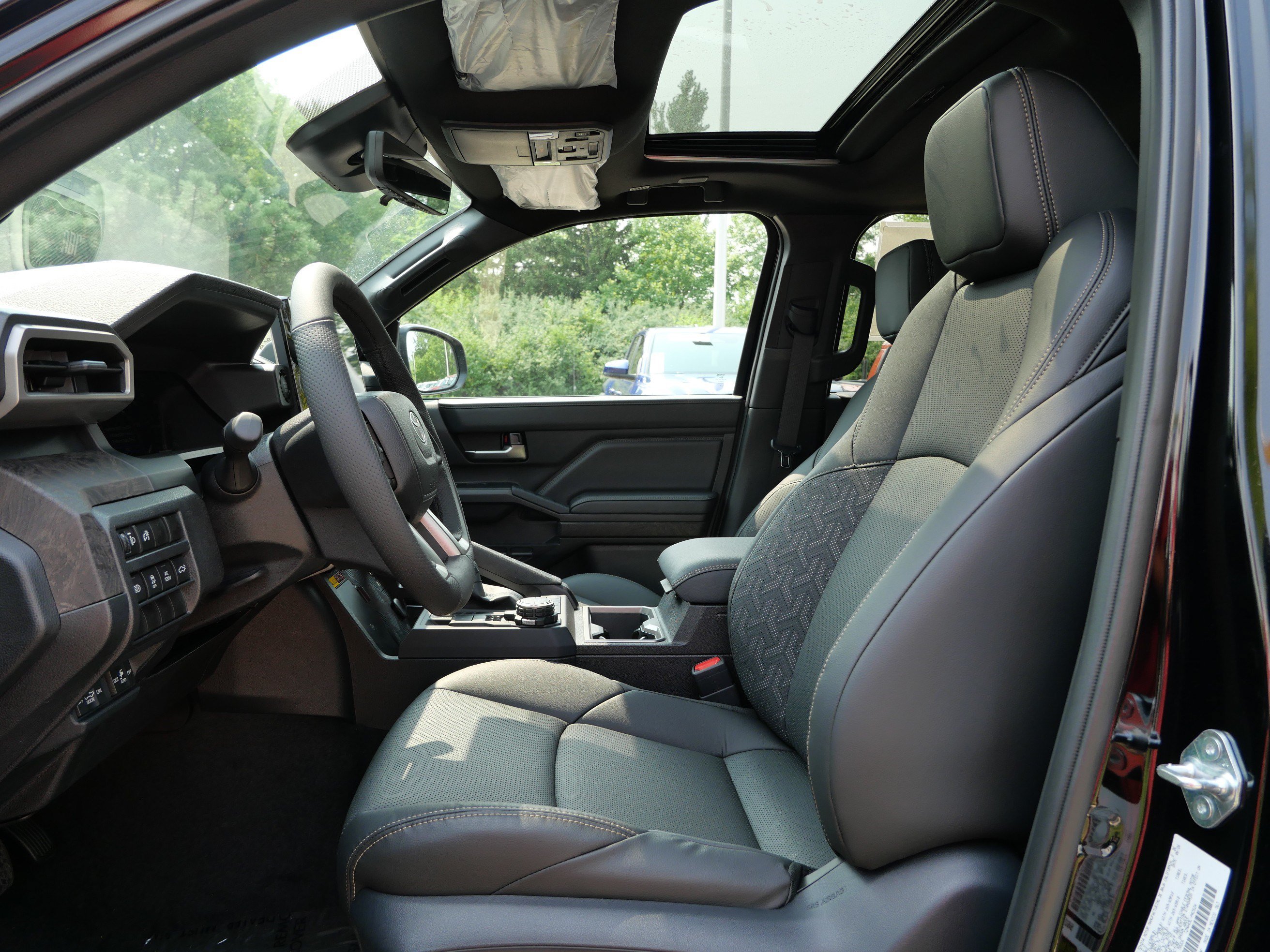 New 2026 Toyota Tacoma Limited AWD/4WD image 9