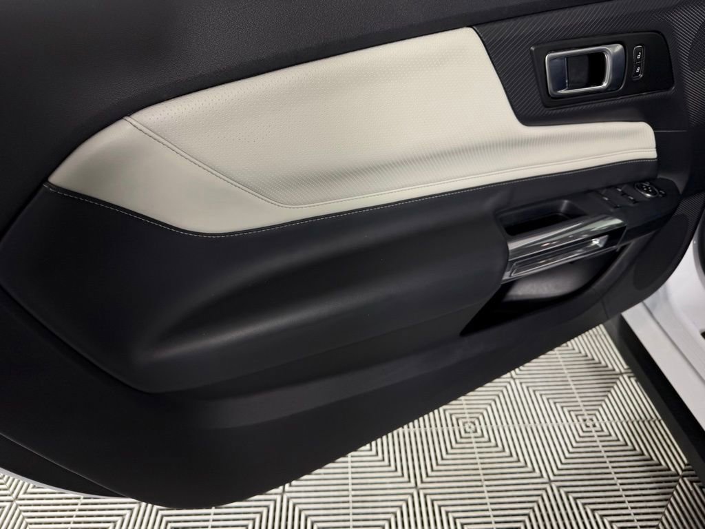 Used 2024 Ford Mustang GT Premium image 25