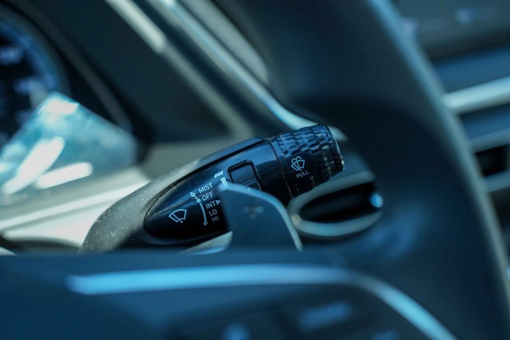 Used 2023 Hyundai Sonata Blue FWD image 29