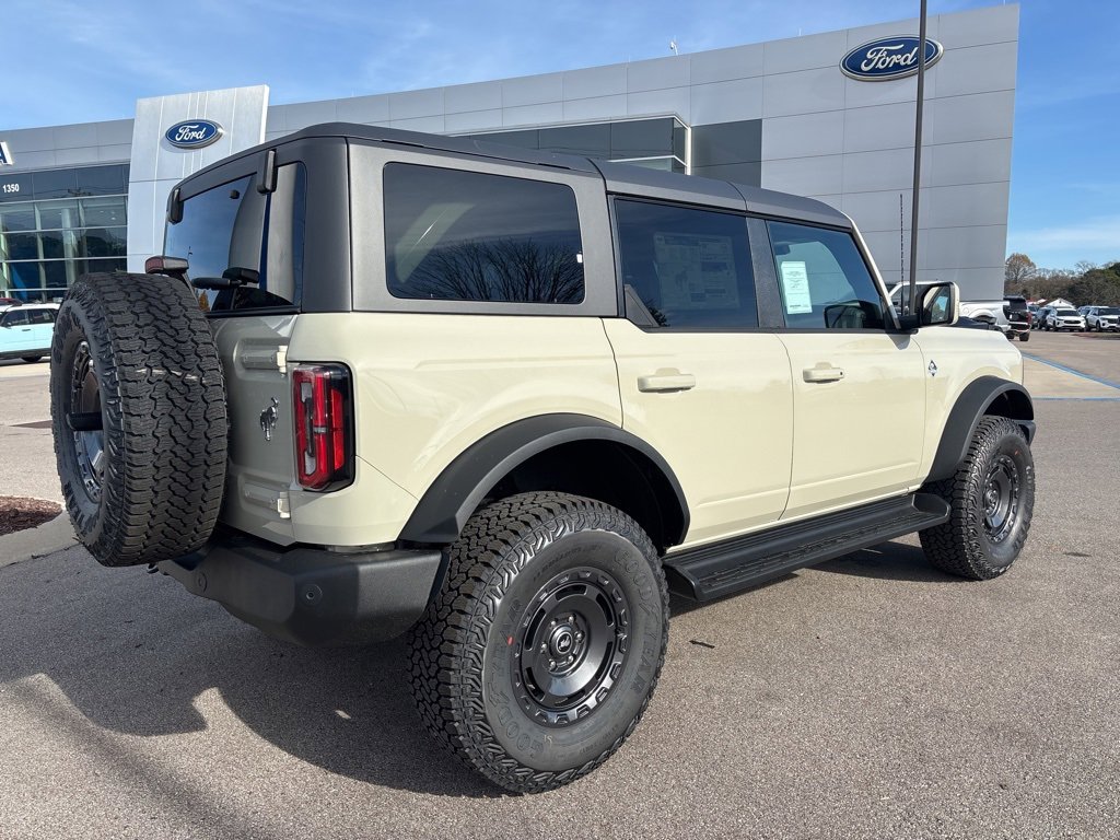 New 2025 Ford Bronco Outer Banks w/ Sasquatch Package image 10