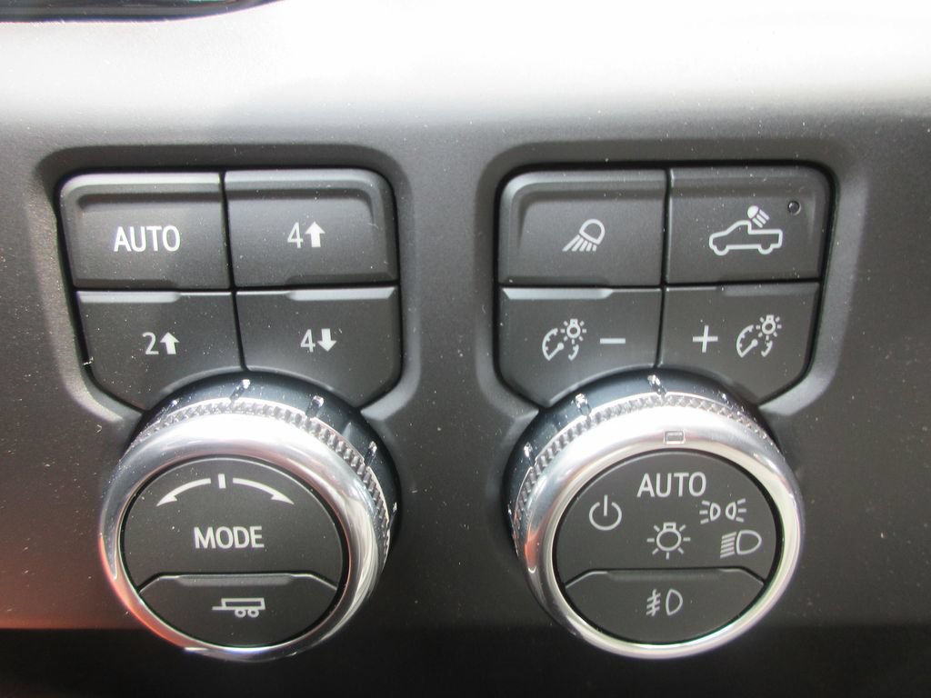 New 2026 GMC Sierra 2500 Denali Ultimate AWD/4WD image 18