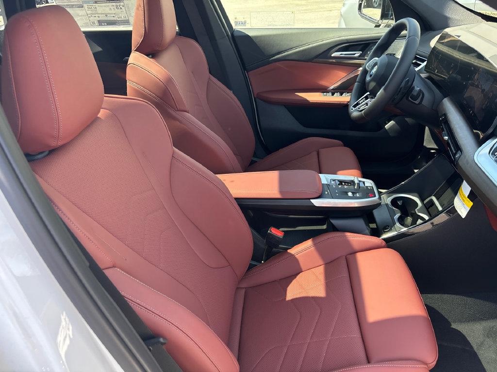 New 2026 BMW X1 xDrive28i w/ Technology Package AWD/4WD image 13