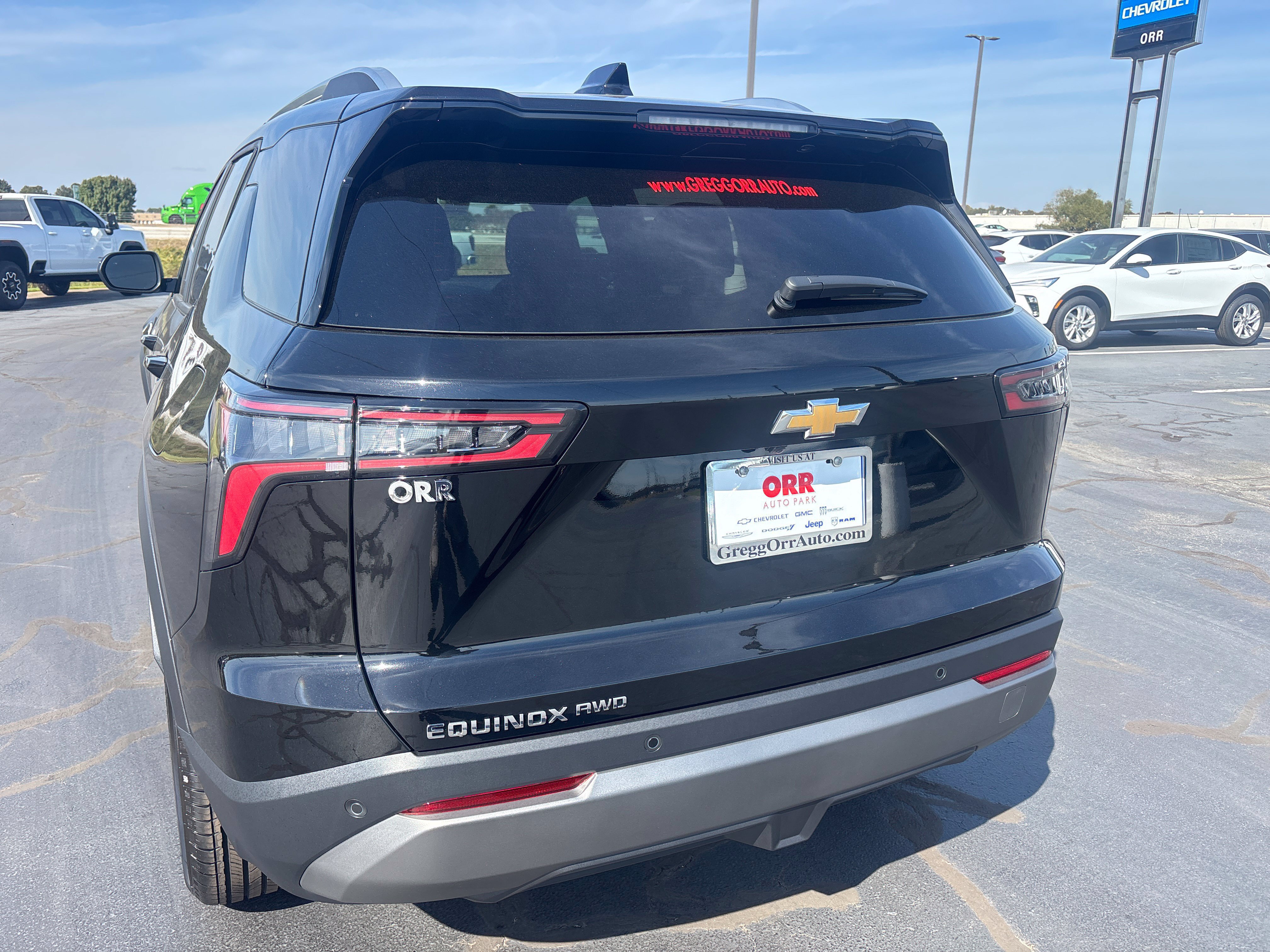 New 2027 Chevrolet Equinox LT AWD/4WD image 5