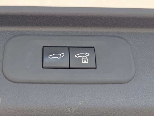 Used 2024 Toyota Grand Highlander AWD image 30