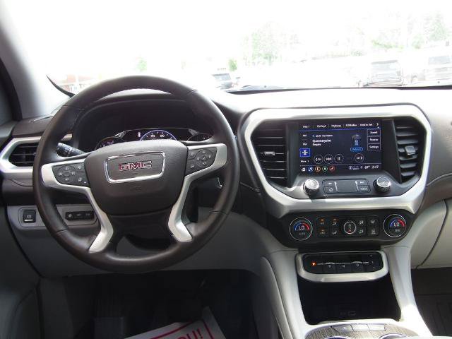 Used 2023 GMC Acadia SLT w/ Technology Package FWD image 5