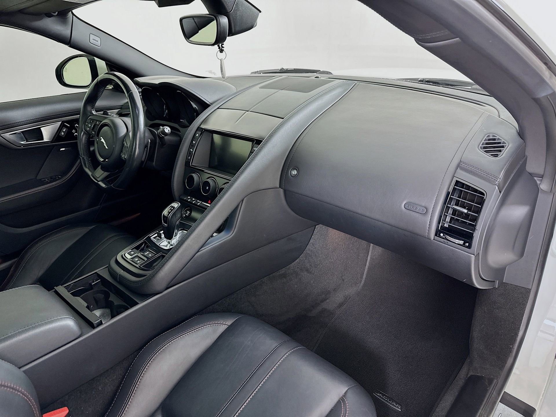 Used 2016 Jaguar F-TYPE S AWD/4WD image 29