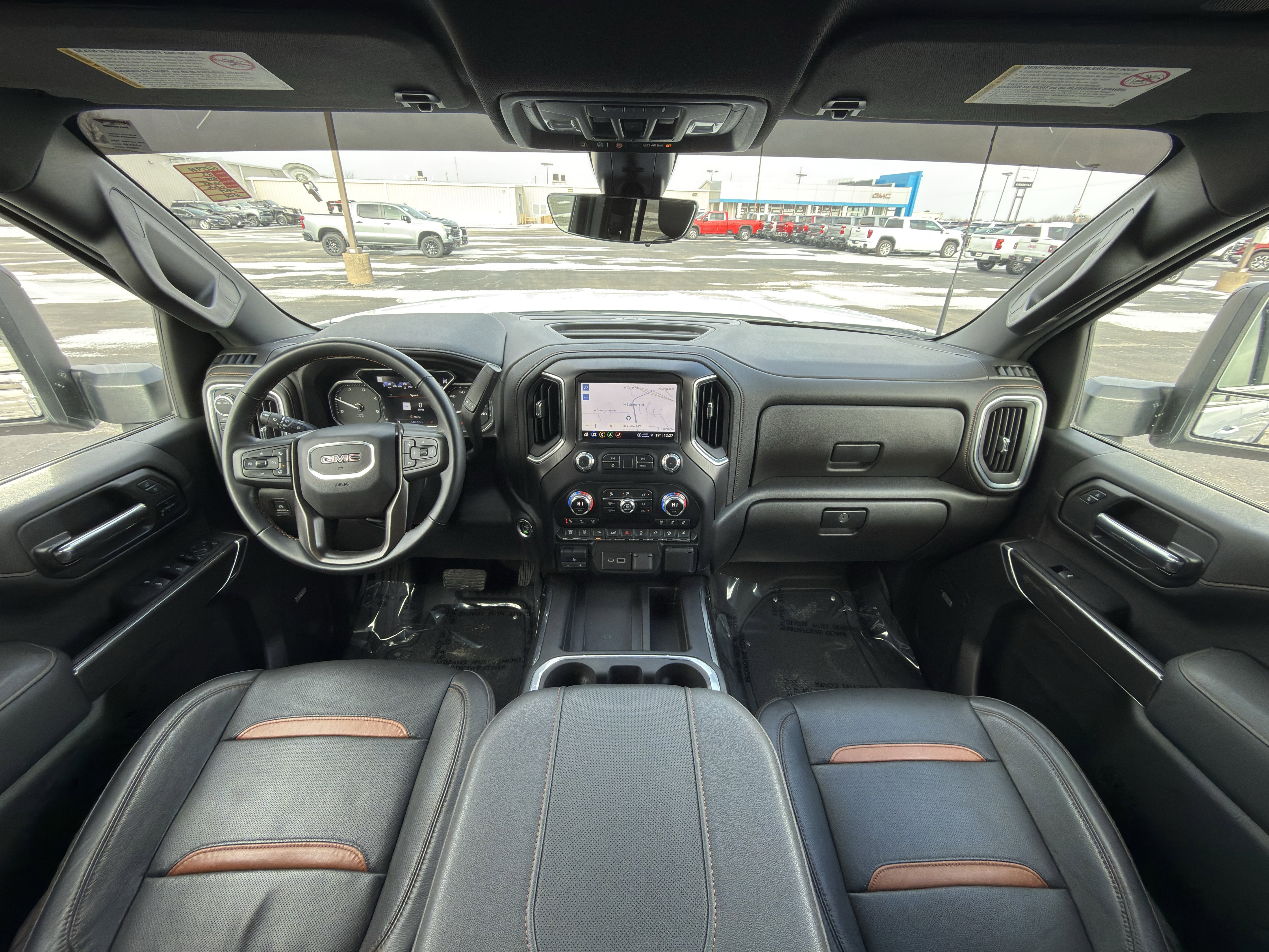 Used 2023 GMC Sierra 2500 AT4 w/ AT4 Premium Plus Package image 11