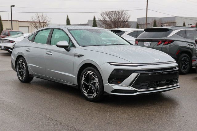 New 2026 Hyundai Sonata SEL image 1