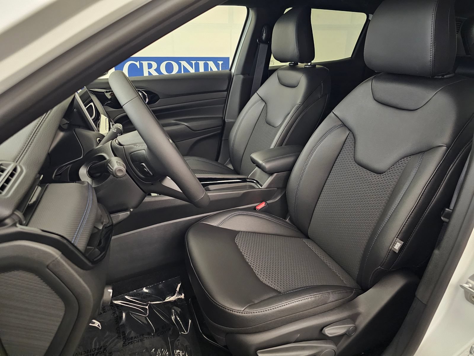 New 2026 Jeep Compass Latitude AWD/4WD image 13