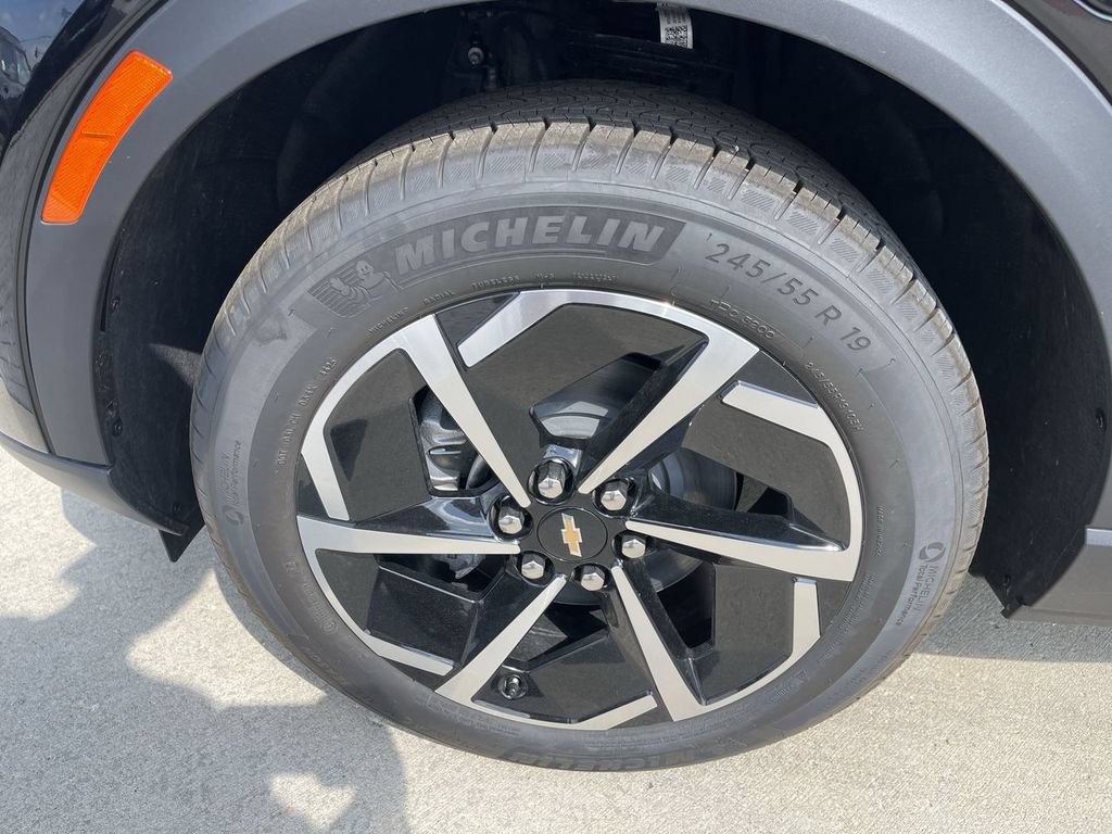 New 2026 Chevrolet Equinox EV LT w/ LPO, All-Weather Mat Package FWD image 10