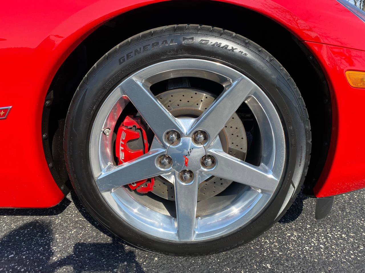 Used 2005 Chevrolet Corvette Convertible w/ Preferred Equipment Group image 46