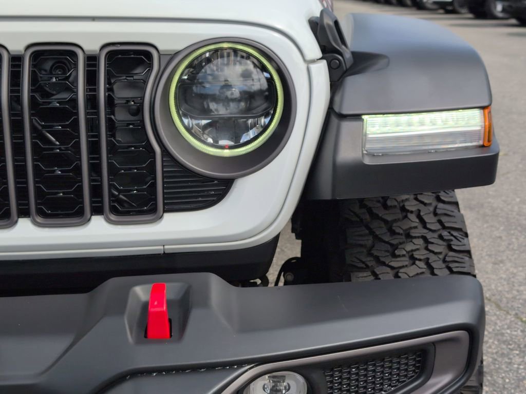 Certified 2024 Jeep Wrangler Unlimited Rubicon w/ Technology Group image 10