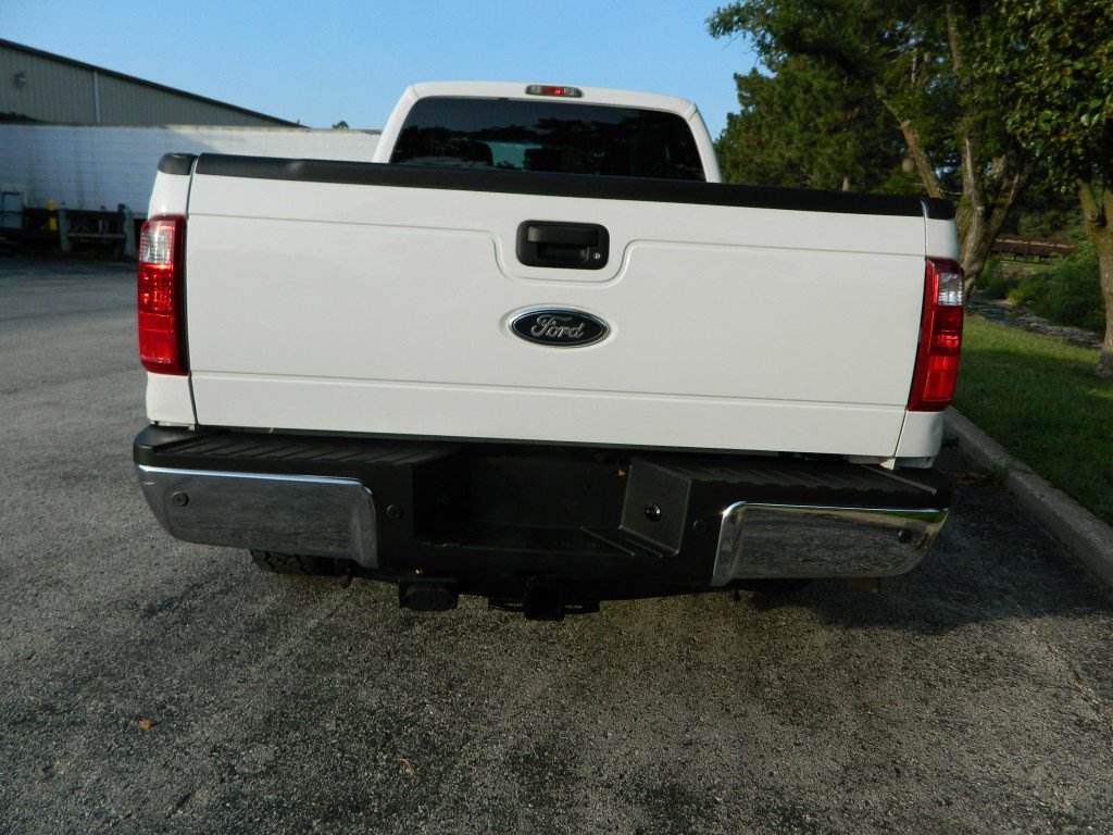 Used 2011 Ford F250 XLT w/ Advanced Security Group AWD/4WD image 22