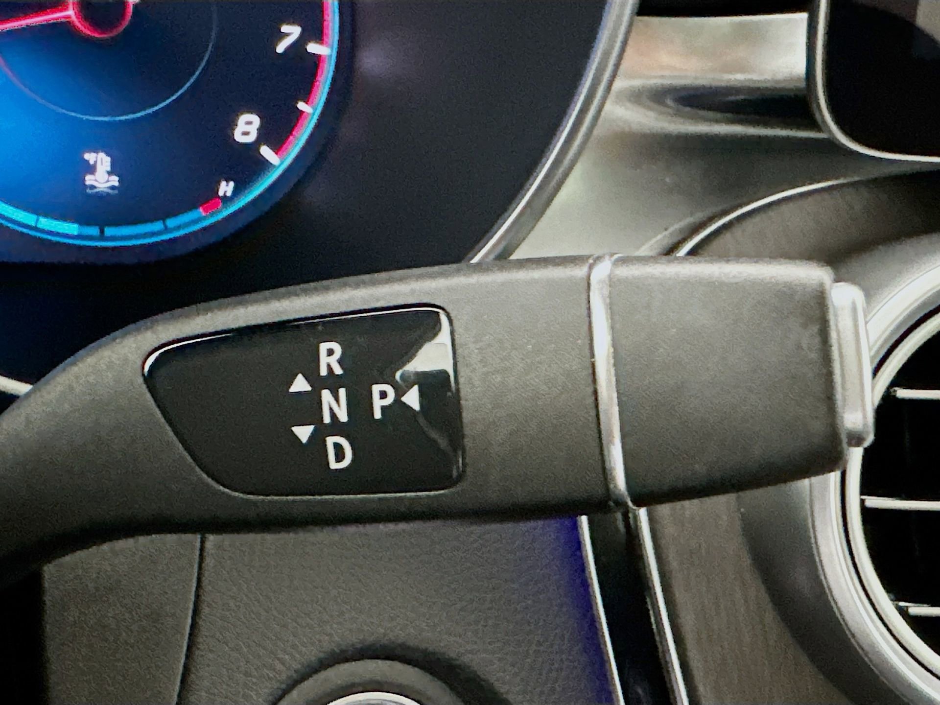 Certified 2021 Mercedes-Benz GLC 300 4MATIC image 17