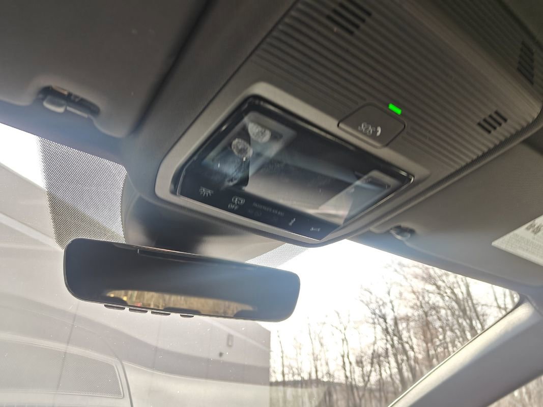 Used 2023 Volkswagen ID.4 Pro image 28