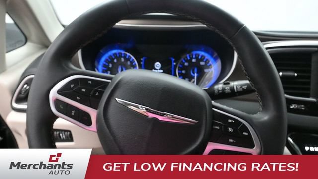 Used 2023 Chrysler Voyager LX FWD image 17