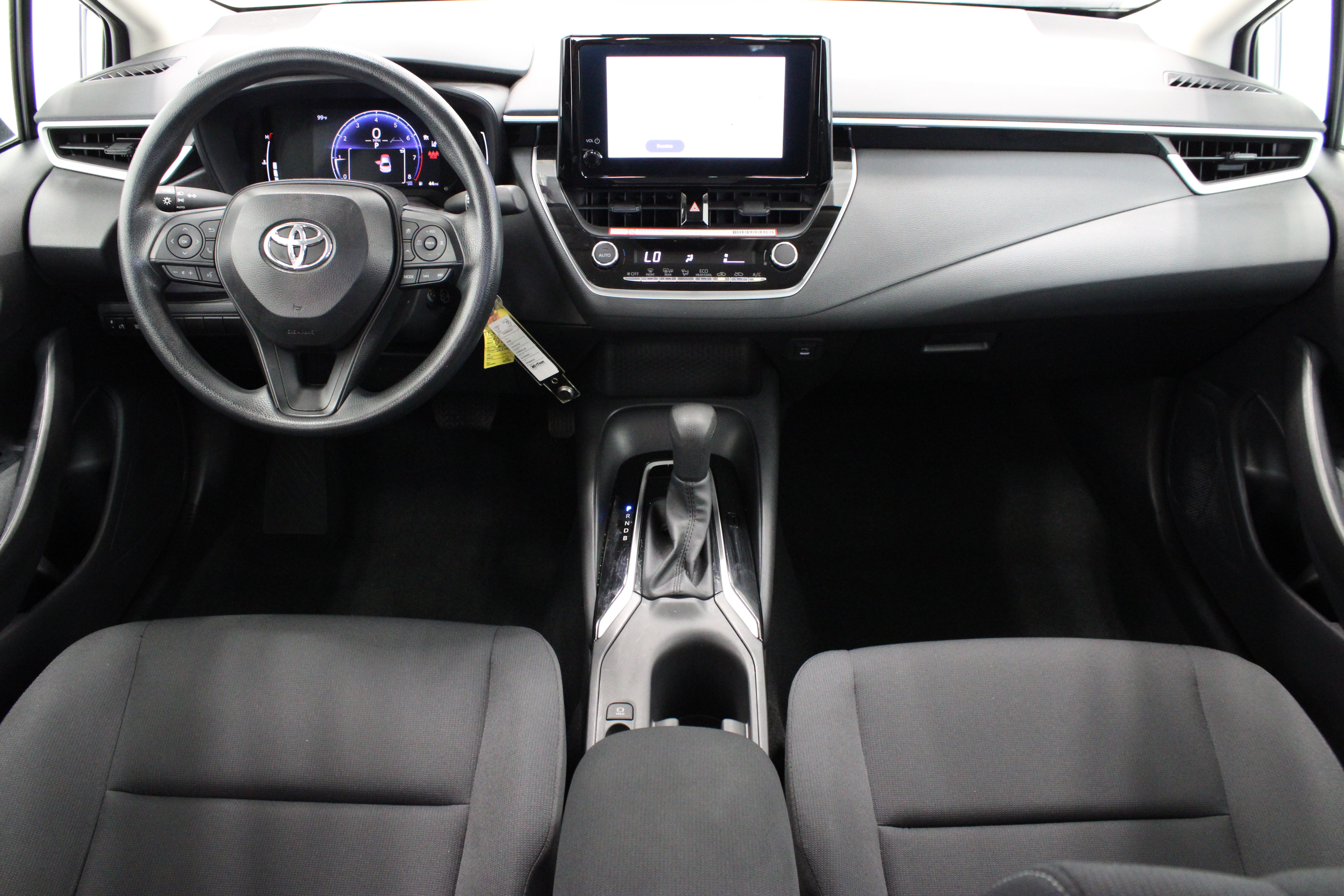 Used 2026 Toyota Corolla LE FWD image 27