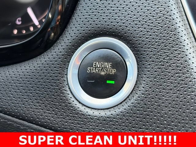Used 2018 Cadillac XT5 Luxury FWD image 26