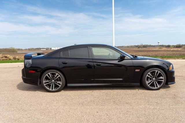 Used 2012 Dodge Charger SRT8 Super Bee w/ Driver Convenience Group II RWD image 8