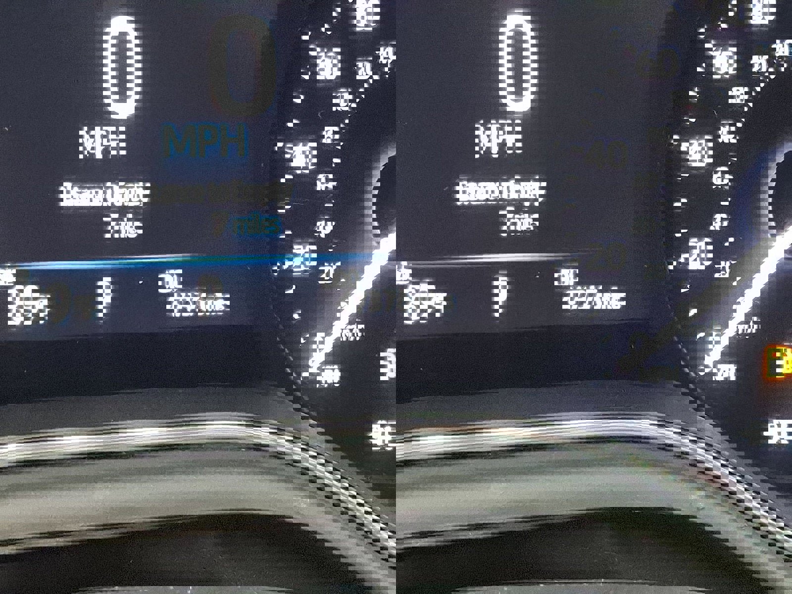 Used 2022 Toyota Avalon XLE w/ Moonroof Package image 13