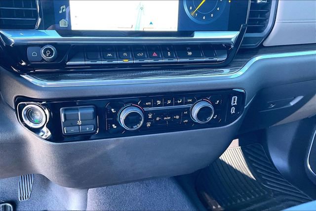 Used 2026 Chevrolet Silverado 1500 LT AWD/4WD image 23