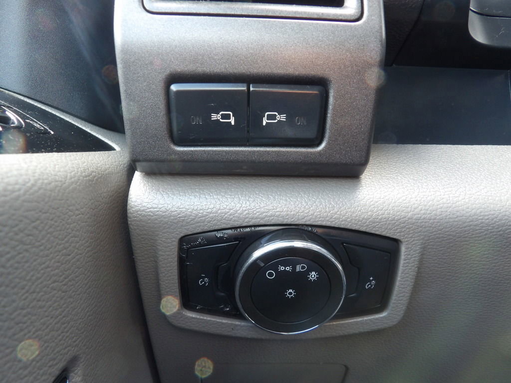 Used 2022 Ford F350 XL w/ Power Equipment Group image 19