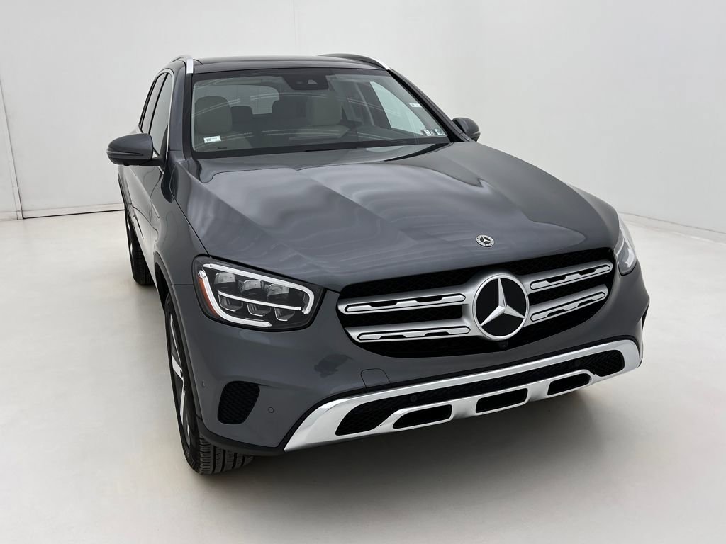 Used 2022 Mercedes-Benz GLC 300 4MATIC image 3