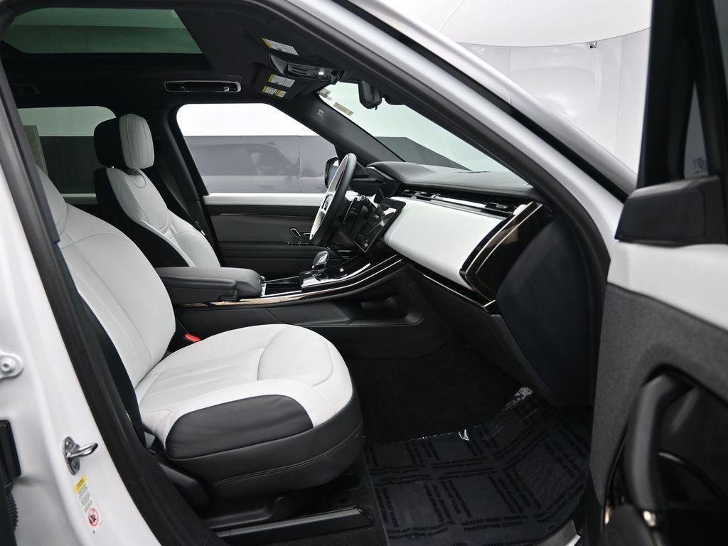 Used 2024 Land Rover Range Rover Sport Dynamic SE image 29