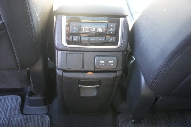Used 2020 Subaru Ascent Limited w/ Technology Package AWD/4WD image 18
