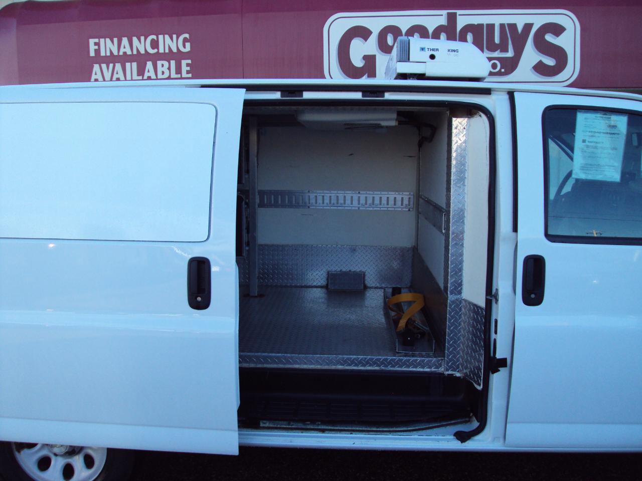 Used 2014 Chevrolet Express 1500 AWD image 13