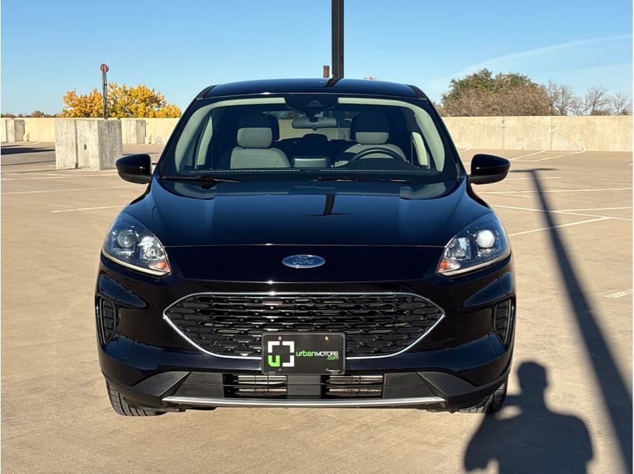 Used 2020 Ford Escape SE image 5