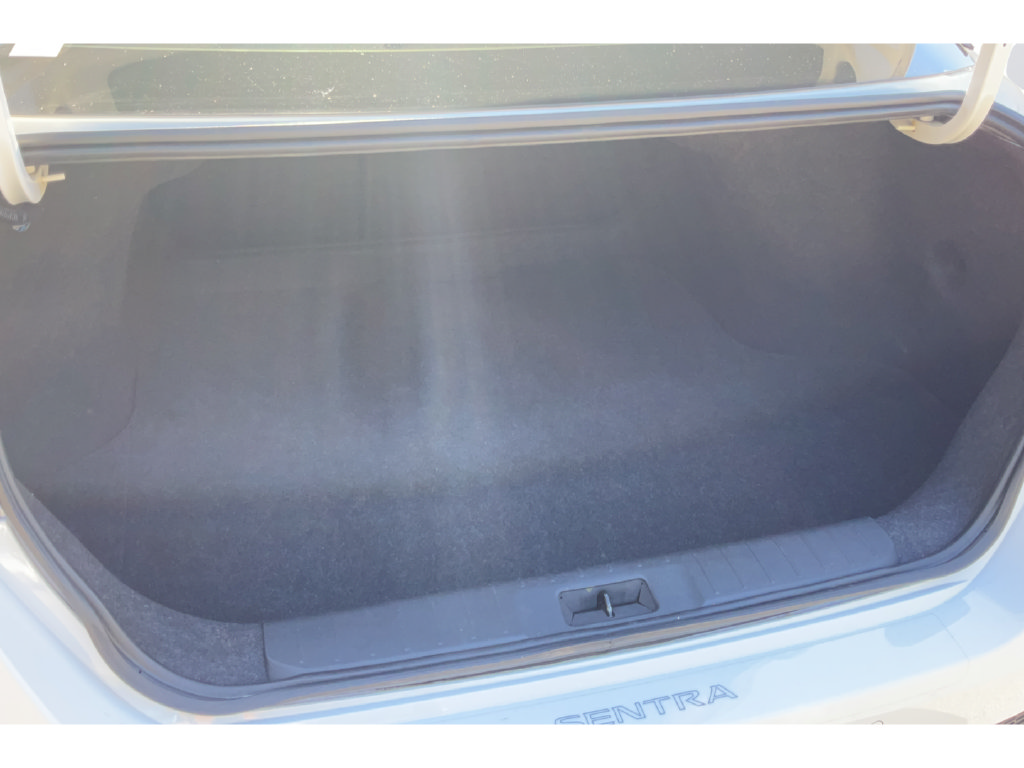 Used 2024 Nissan Sentra S FWD image 18