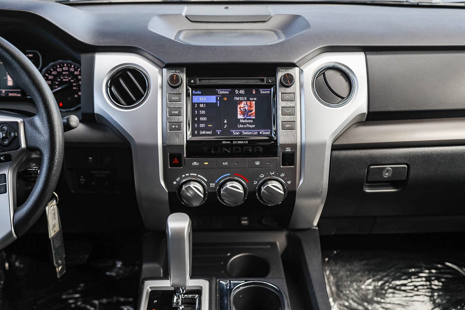 Certified 2018 Toyota Tundra SR5 w/ SR5 Upgrade Package RWD image 13