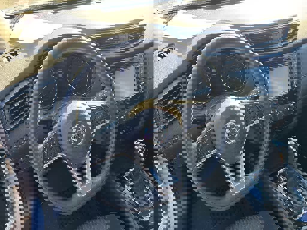 Used 2020 Nissan Rogue S image 10