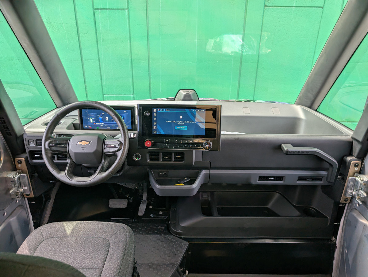 Used 2025 Chevrolet Brightdrop 400 image 26