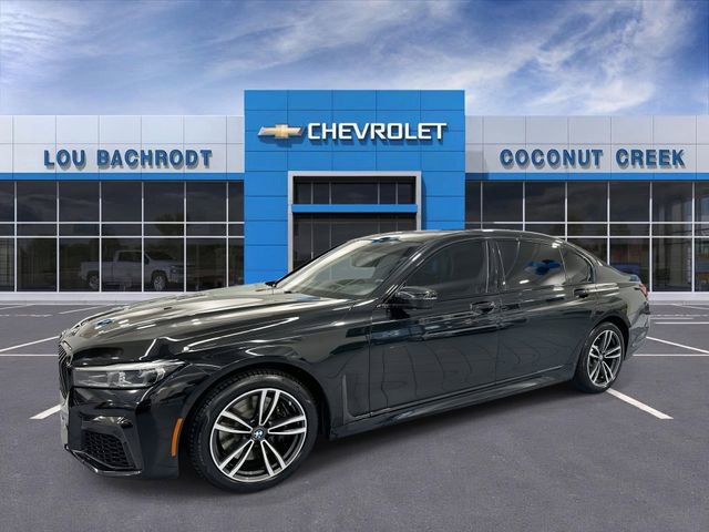 Used 2022 BMW 750i xDrive w/ Executive Package AWD/4WD image 4