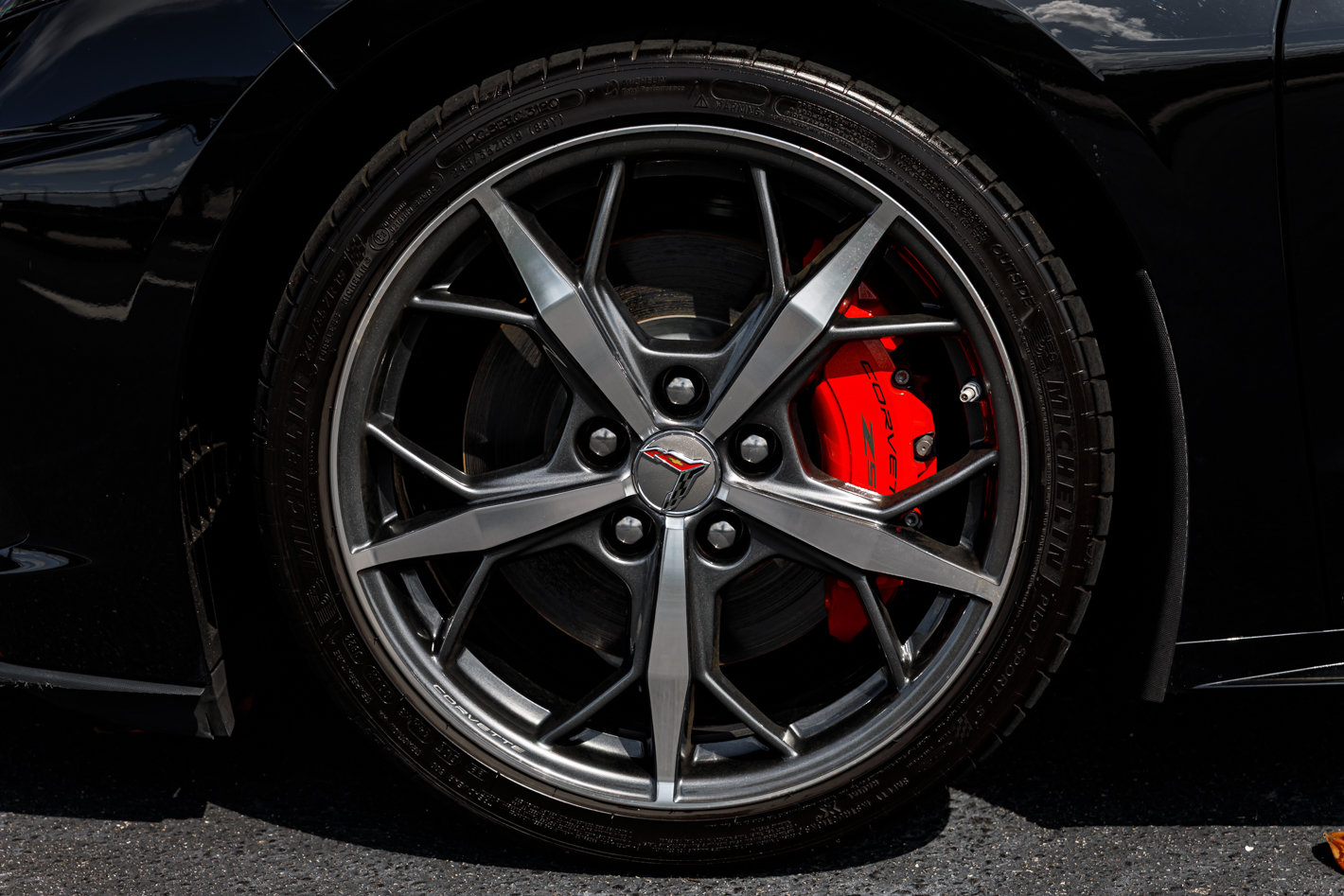 Used 2022 Chevrolet Corvette Stingray Premium Conv w/ Z51 Performance Package RWD image 10