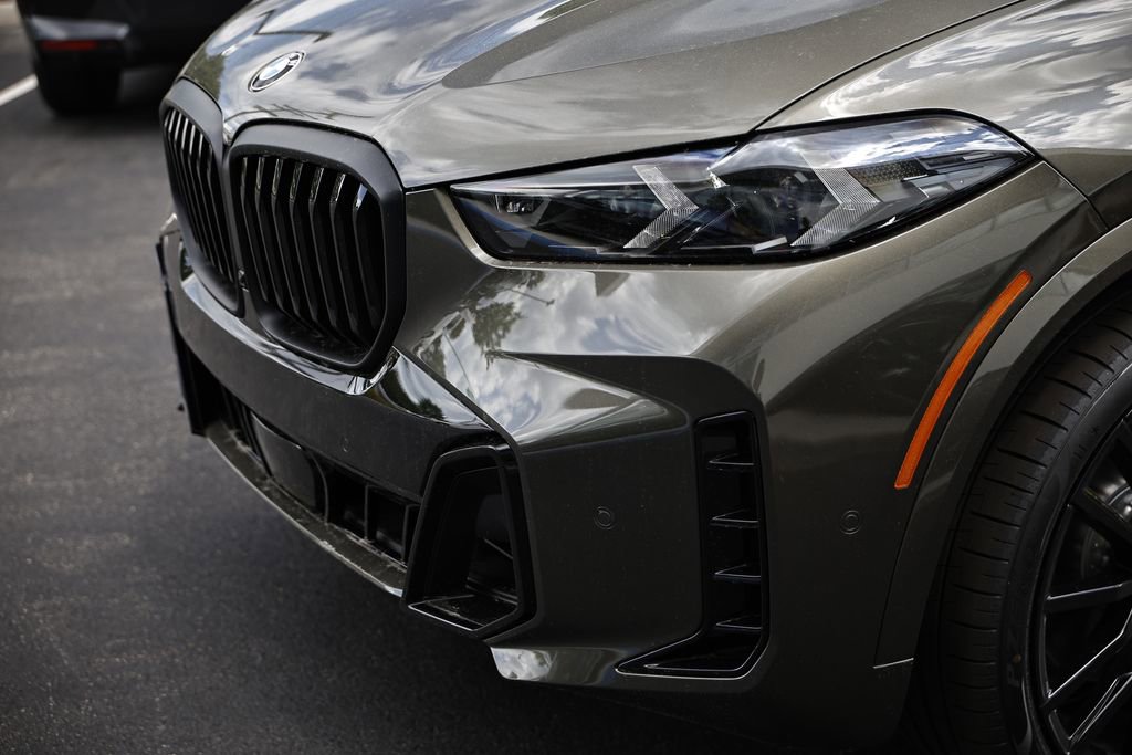 New 2026 BMW X5 xDrive40i w/ M Sport Package image 11